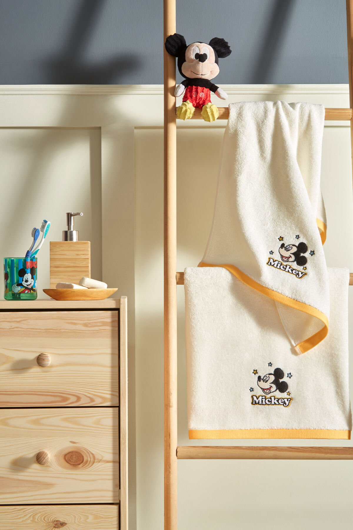 Mickey Mouse Star Disney Lisanslı 2'li Havlu Set