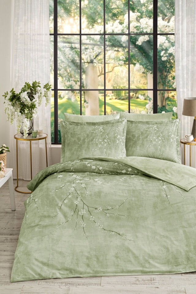 Sakura Çift Kişilik Lastikli Çarşaf Nevresim Takımı