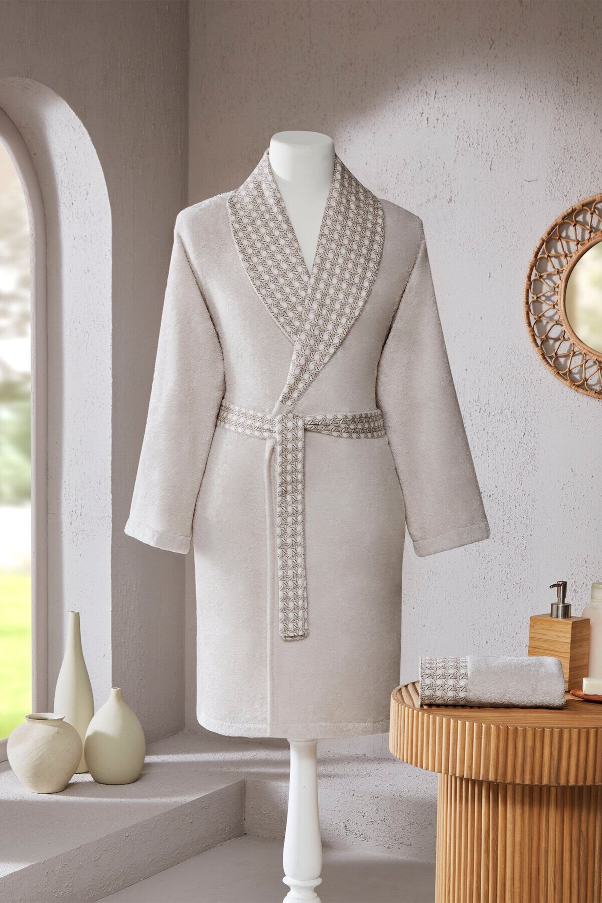 Özdilek Aurea Saten Kumaşlı Şal Yaka Kadın Bornoz Seti