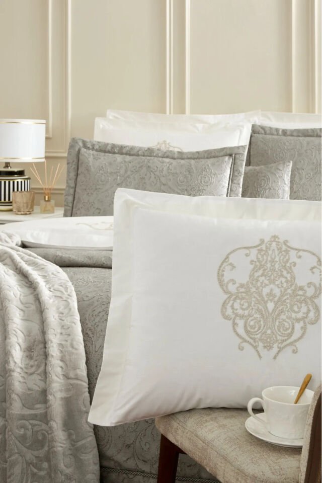 Julia 11 Parça Çeyiz Seti - Bej