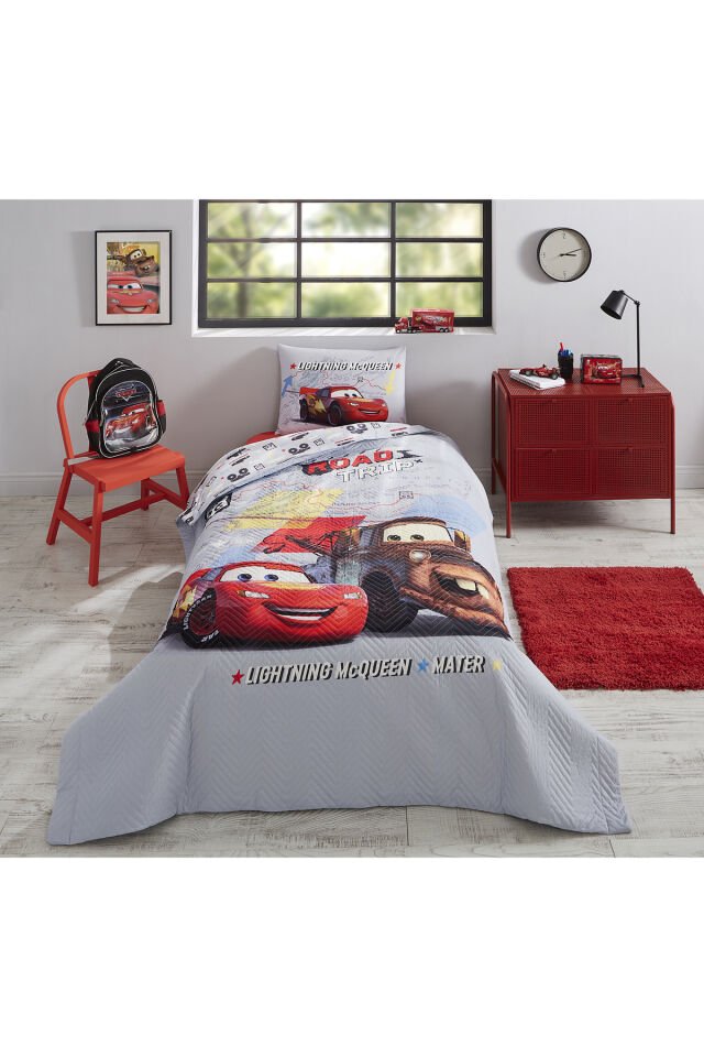 Cars On The Road Tek Kişilik Disney Lisanslı Lastikli Çarşaf Kapitone Çocuk Nevresim Takımı