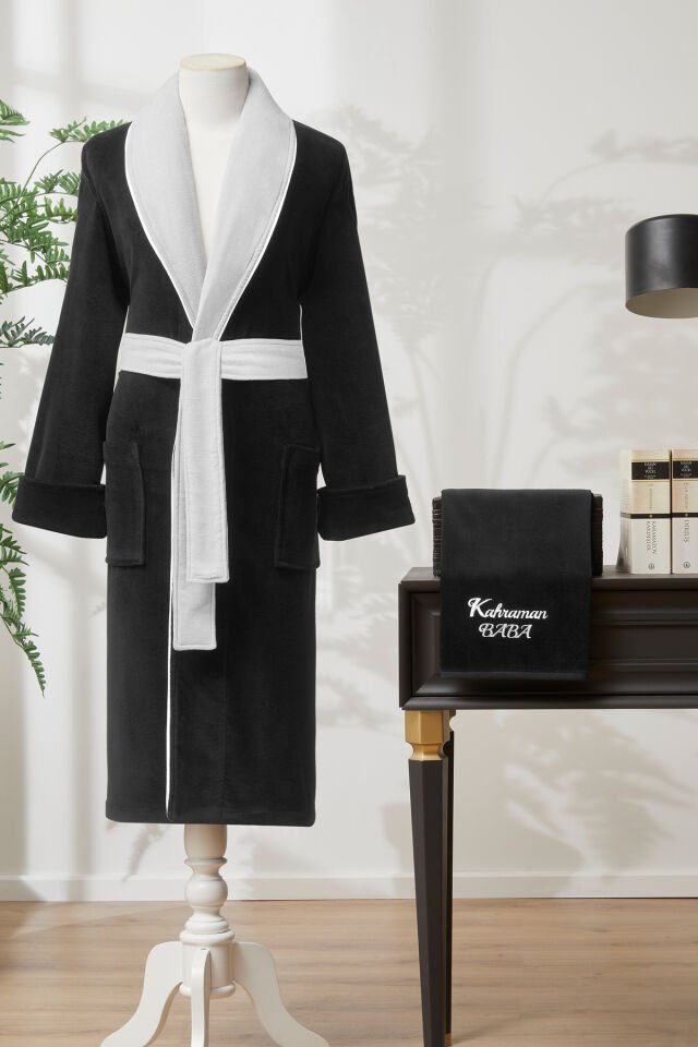 Kahraman Baba Nakışlı Kadife Erkek Bornoz Seti