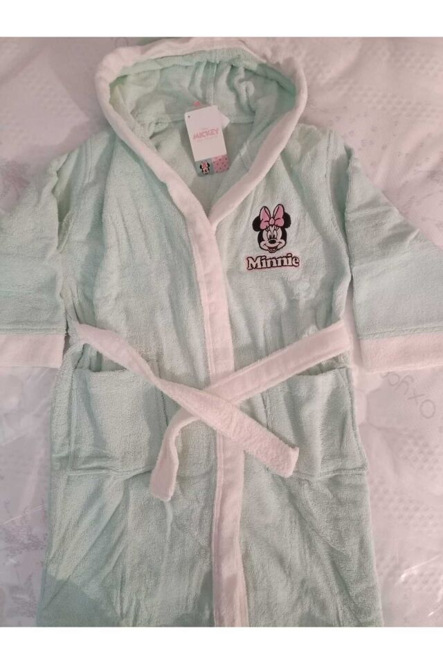 Minnie Mouse Heart Nakışlı Disney Lisanslı Kapüşonlu Çocuk Bornozu 5/6 Yaş