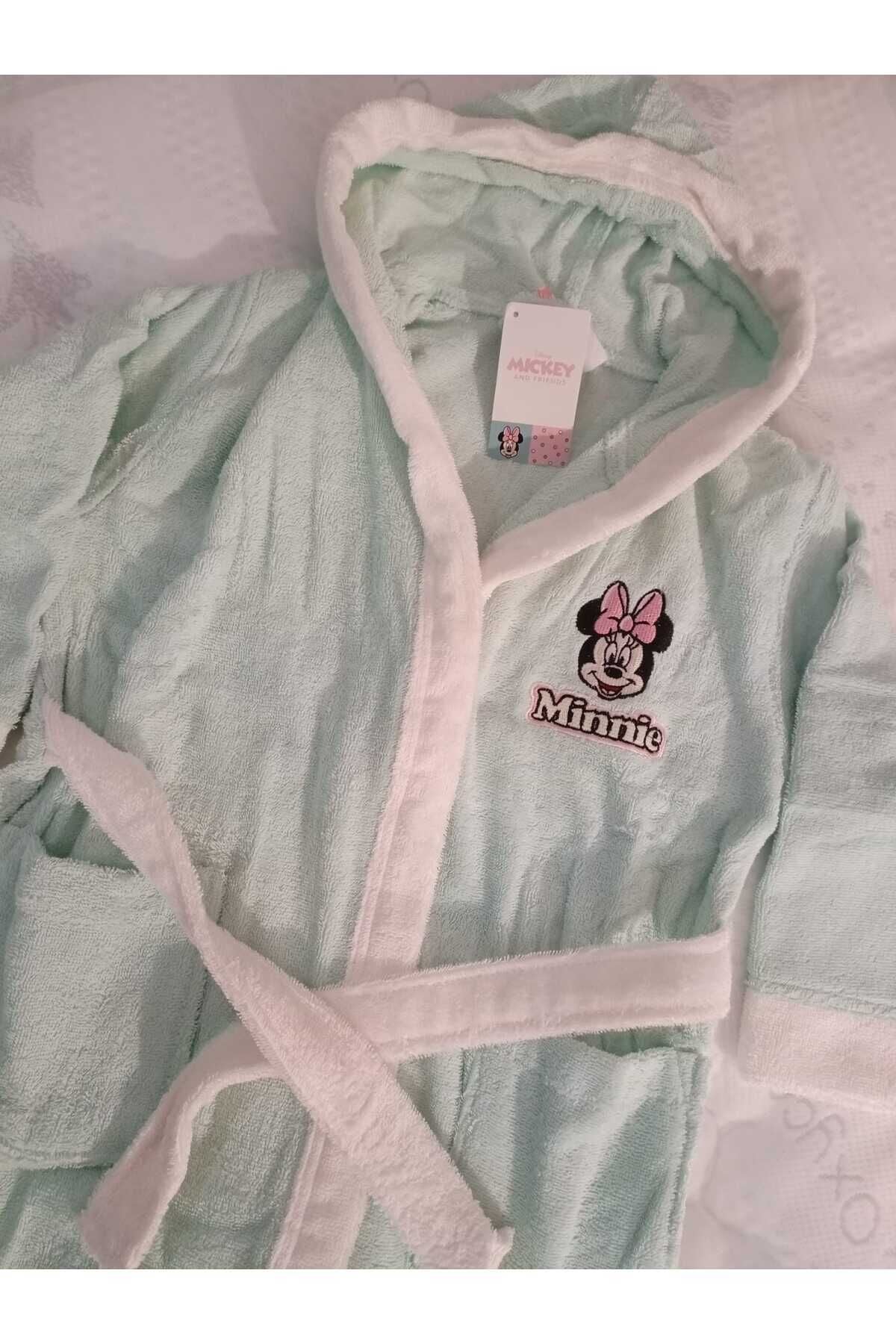 Minnie Mouse Heart Nakışlı Disney Lisanslı Kapüşonlu Çocuk Bornozu 5/6 Yaş