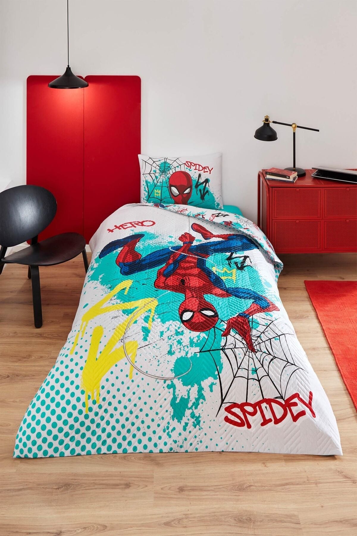 KAPİTONE NEVRESİM TAKIMI RF YEŞİL SPİDEY HERO