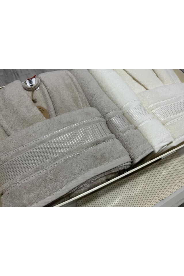 Colourist Aile Bornoz Seti Bej - Krem