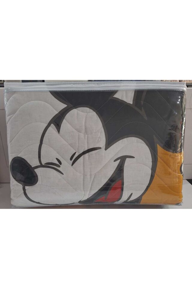 Lisanslı Disney Çocuk Yatak Örtüsü Takımı Tek Kişilik Mickey Fantastic Kırmızı Tek Ebat - 230 x 160