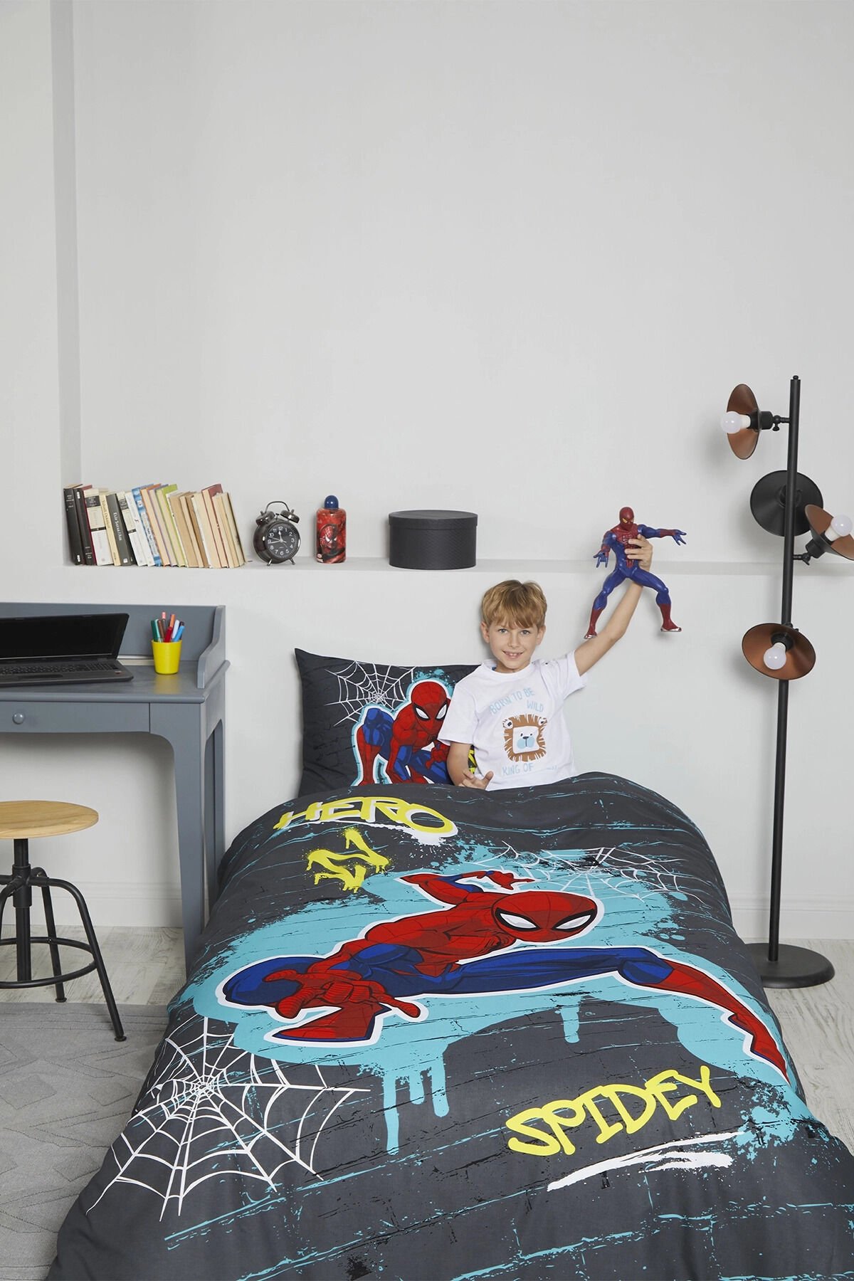 Disney Spiderman Street Tek Kişilik Nevresim Takımı - Gri Kırmızı