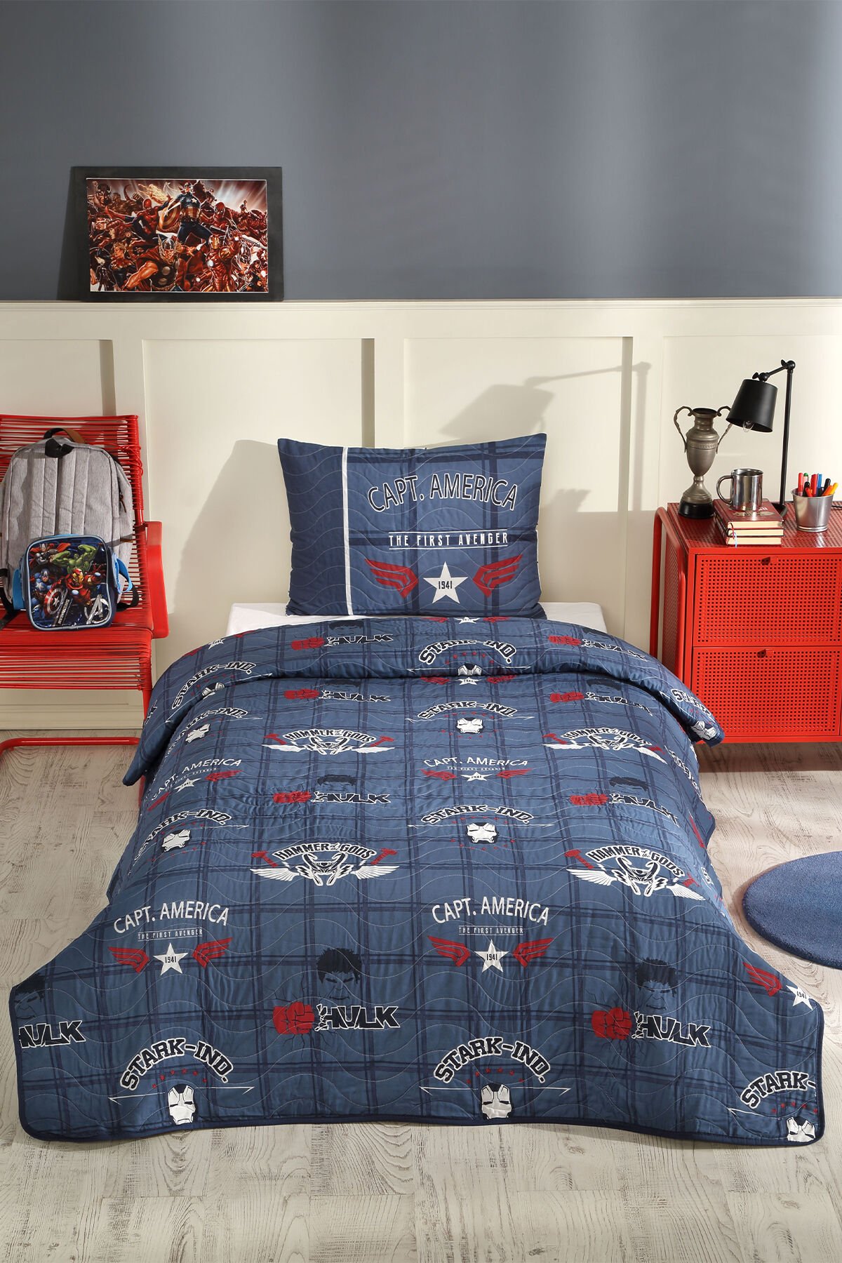 Avengers Heroes Tek Kişilik Disney Lisanslı Çocuk Yatak Örtüsü 160x230 Cm LACİVERT