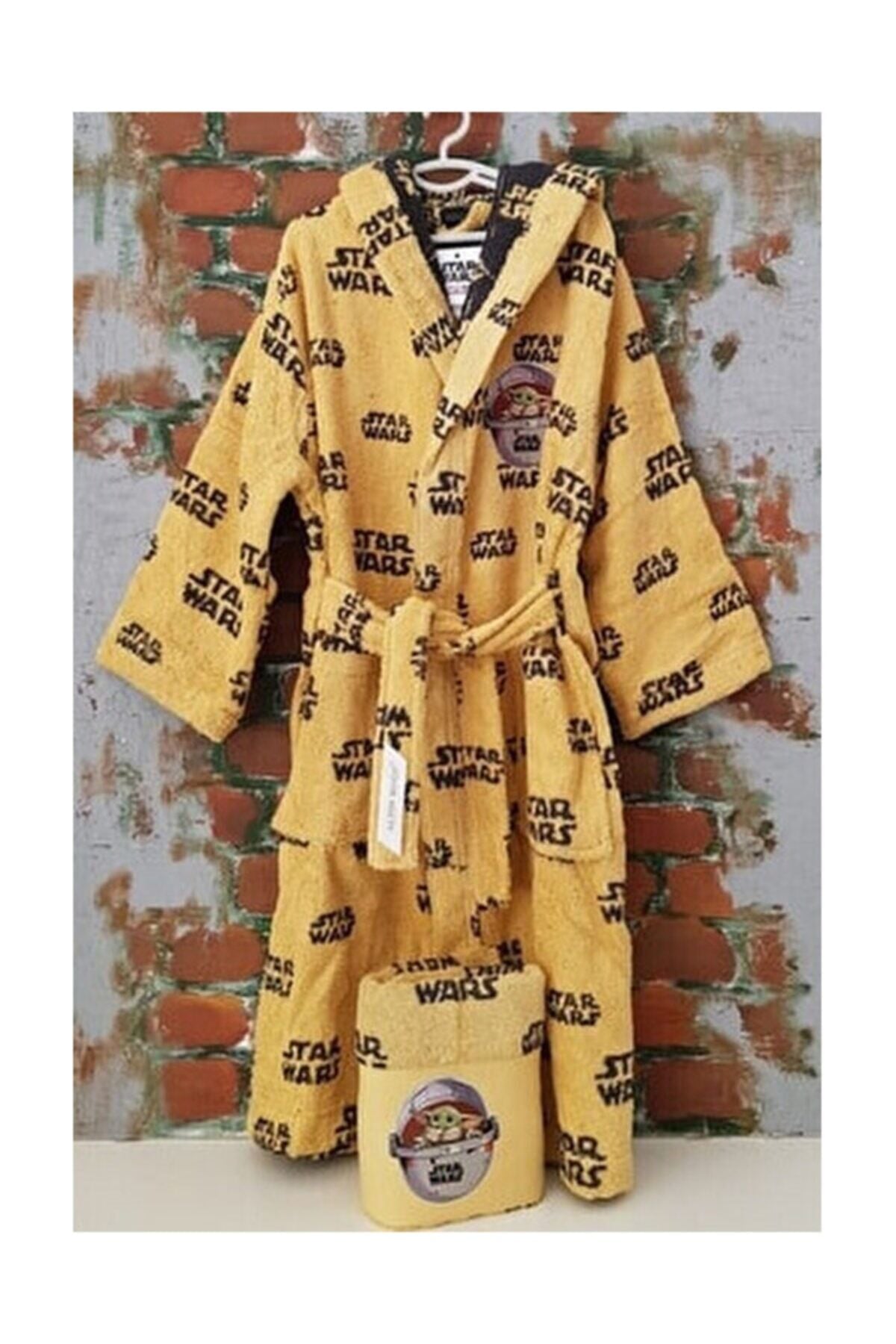 Lisanslı Bornoz+ Havlu 7-8 Yaş Starwars Standart - Unisex