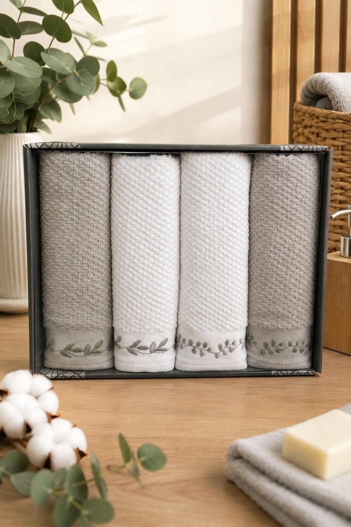 Foglia Yeşil -Beyaz 4'lü Kutulu El ve Yüz Havlusu 50x90 cm